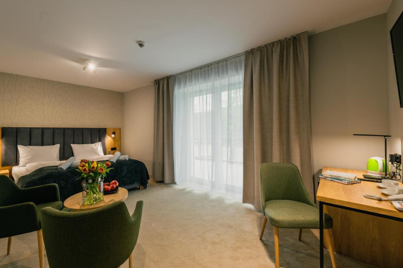 Country Club Zywiec Hotel Spa I Domki Caloroczne Bagian luar foto