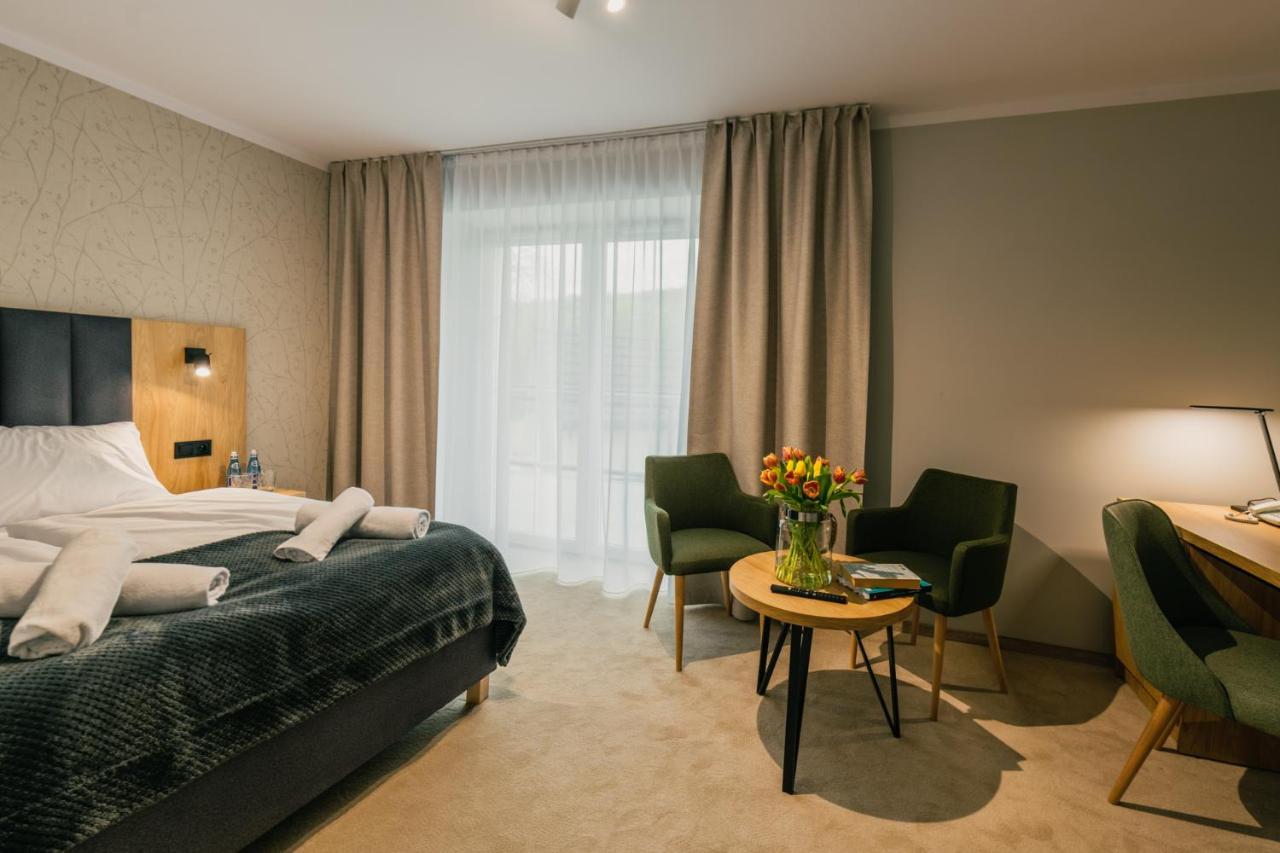 Country Club Zywiec Hotel Spa I Domki Caloroczne Bagian luar foto